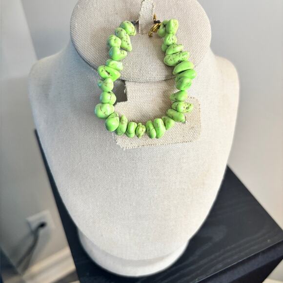 Green Beaded Bracelet - Picture 1 of 5